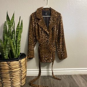 89TH AND MADISON Womens Cheetah Jacket